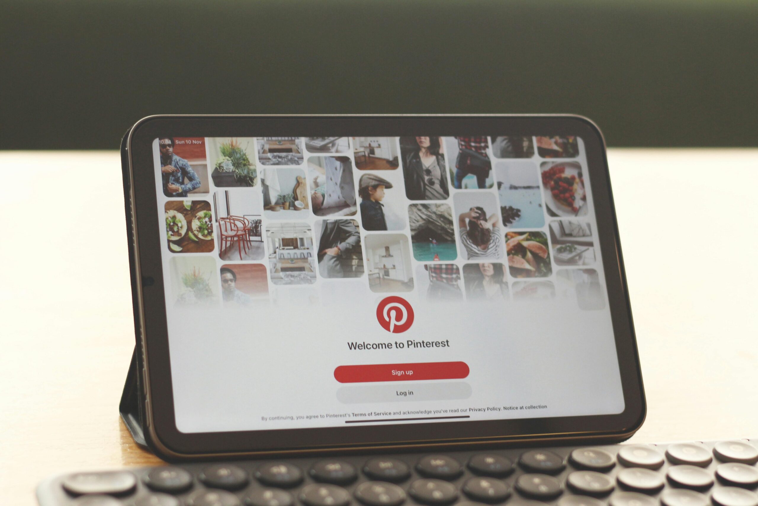 Pinterest Trends 2025: Strategic Social Media Marketing Guide